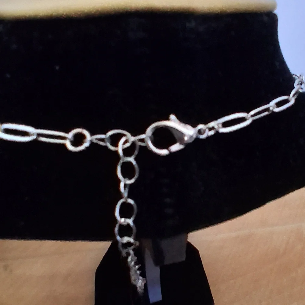 TURQUOISE BLACK AND WHITE CHECKERED NECKLACE 18